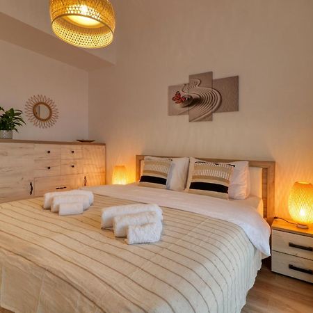 Relaxation Station - My Charming, Cosy&Inviting Apt - Smart Thermostat - Private Parking - Ior Park - Long Term Price Cuts Бухарест Экстерьер фото
