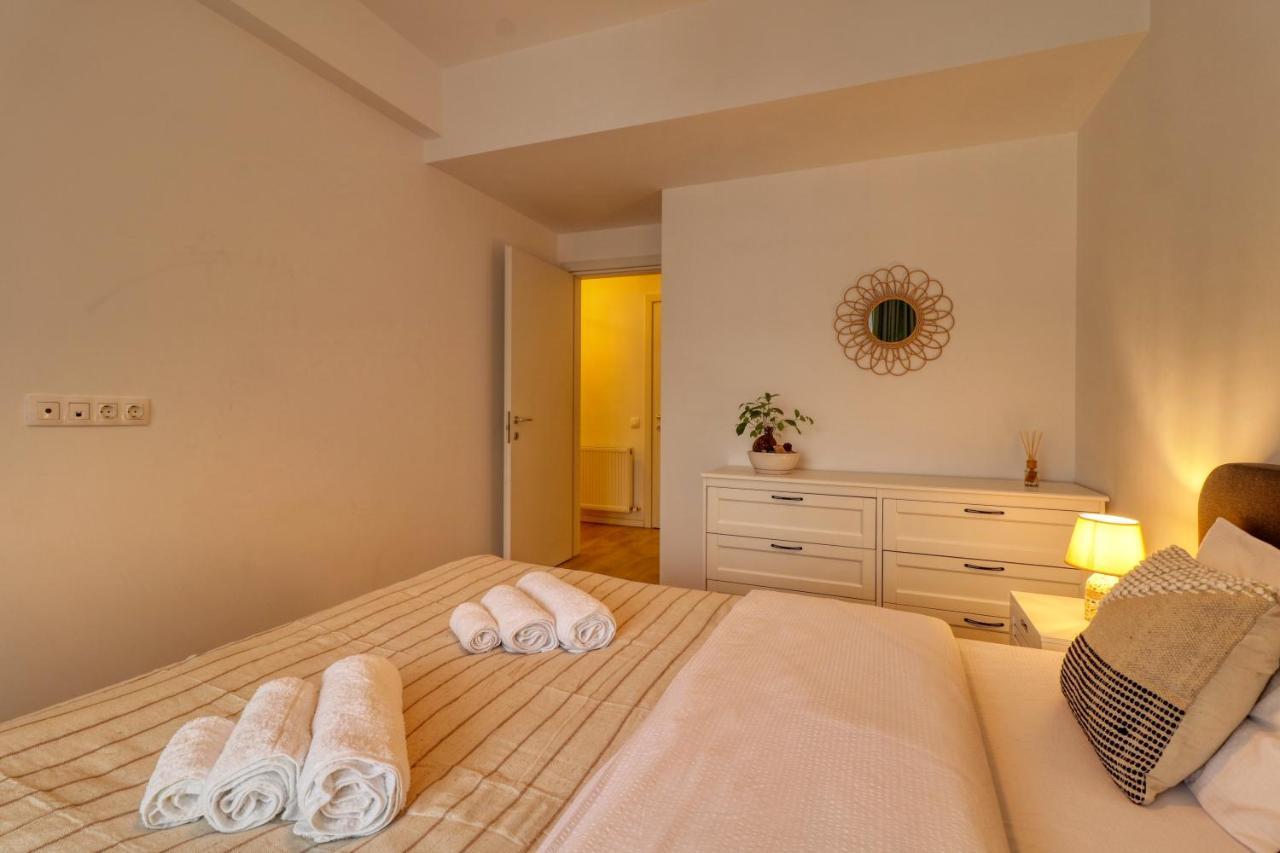 Relaxation Station - My Charming, Cosy&Inviting Apt - Smart Thermostat - Private Parking - Ior Park - Long Term Price Cuts Бухарест Экстерьер фото