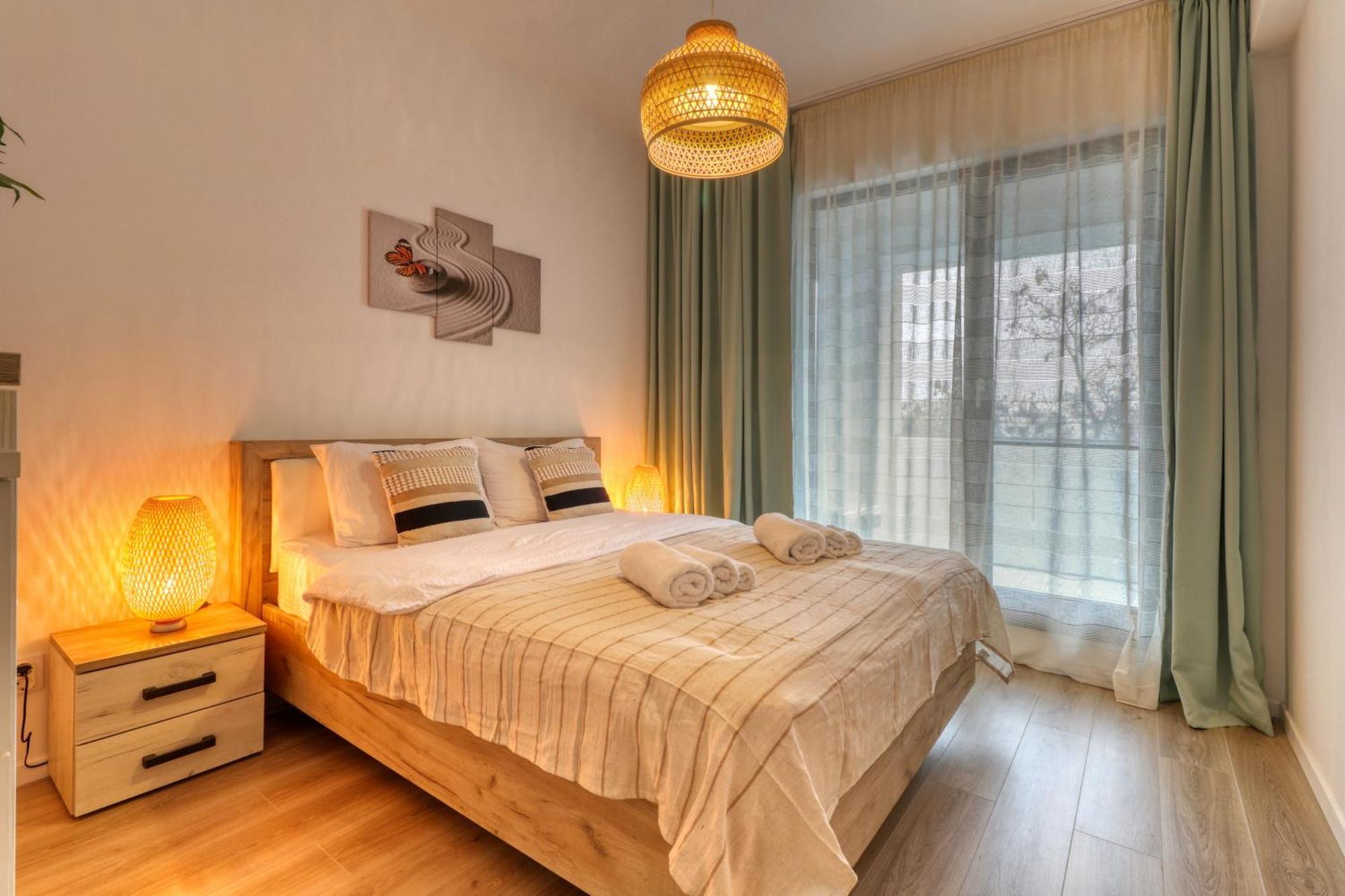 Relaxation Station - My Charming, Cosy&Inviting Apt - Smart Thermostat - Private Parking - Ior Park - Long Term Price Cuts Бухарест Экстерьер фото